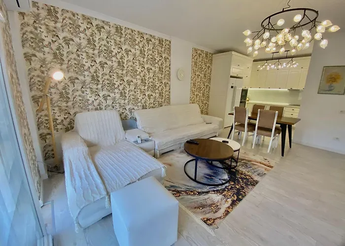 Us Embassy Appartamento *